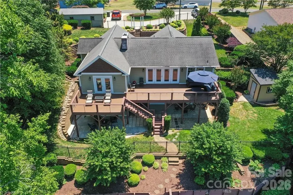 1332 Lake Drive 9 Lexington NC 27292