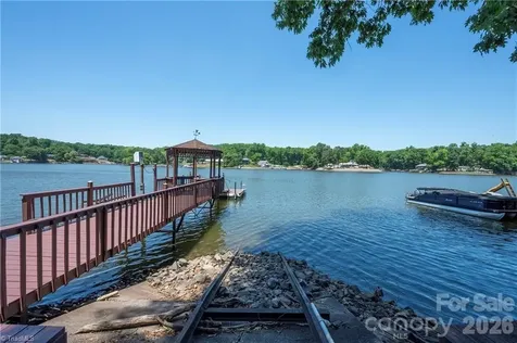 1332 Lake Drive 9 Lexington NC 27292