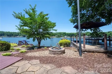 1332 Lake Drive 9 Lexington NC 27292
