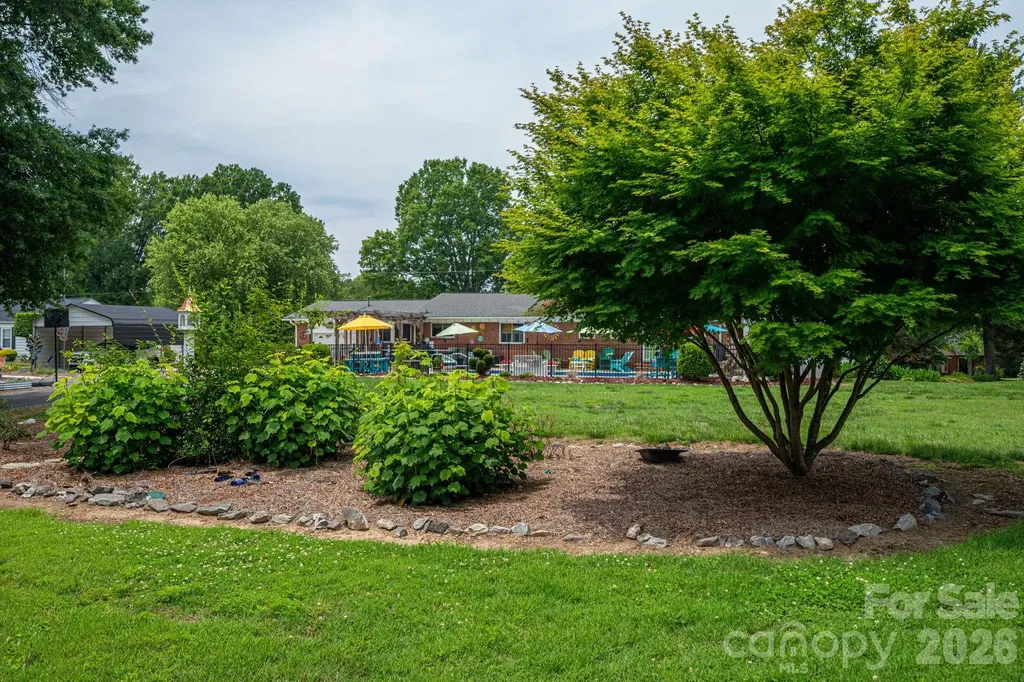 403 W Old Post Road Cherryville NC 28021