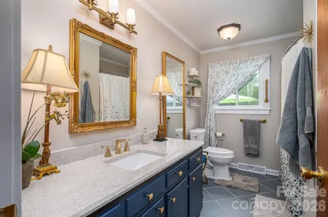 403 W Old Post Road Cherryville NC 28021
