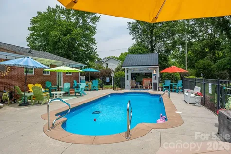 403 W Old Post Road Cherryville NC 28021