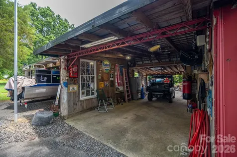 403 W Old Post Road Cherryville NC 28021