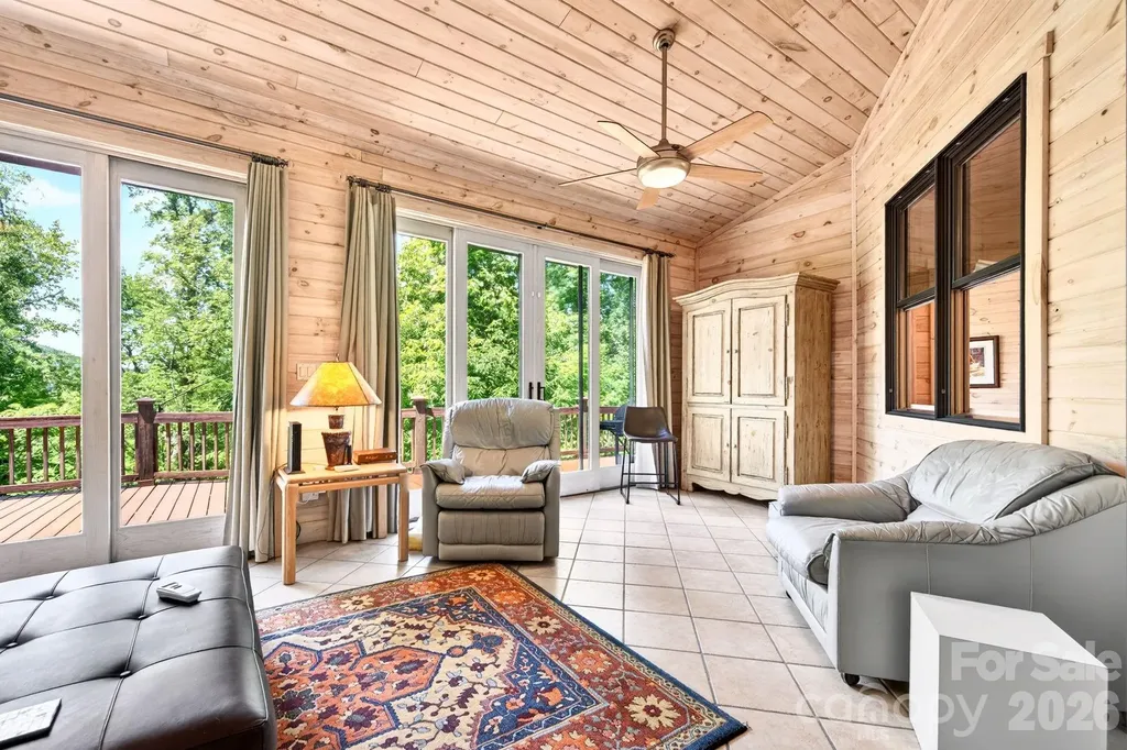 592 Susanna Cove Road Mars Hill NC 28754