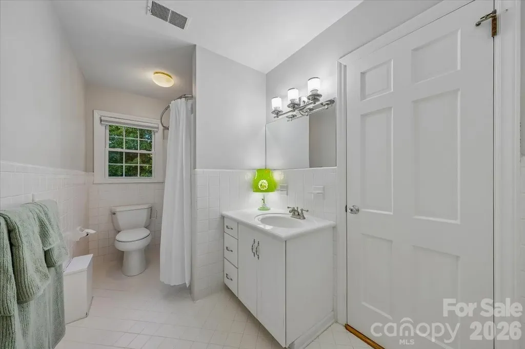 409 Whitestone Road Charlotte NC 28270