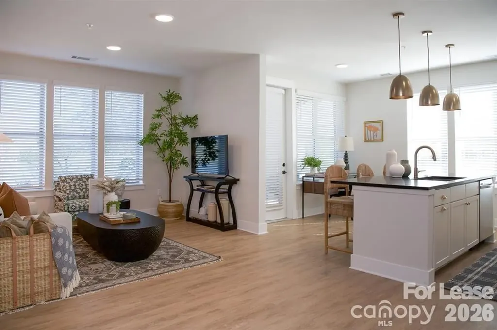 6010 Jasmine Lane Charlotte NC 28262