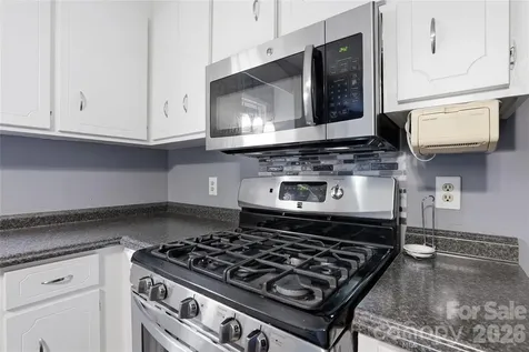 6804 Delta Lake Drive Charlotte NC 28215
