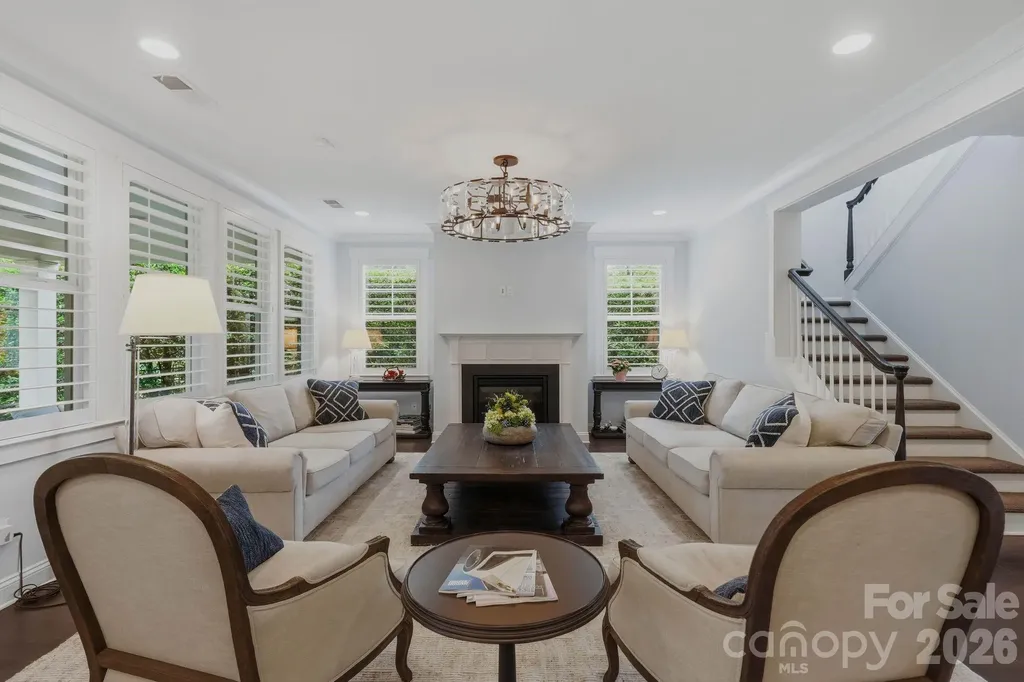 8912 Blakeney Drive Charlotte NC 28277