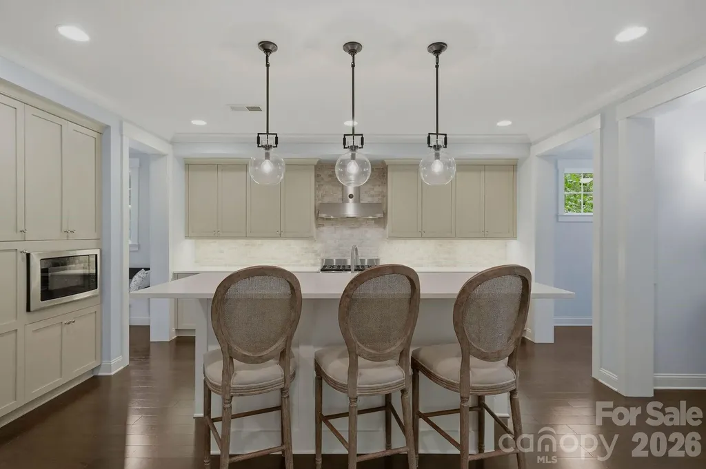 8912 Blakeney Drive Charlotte NC 28277