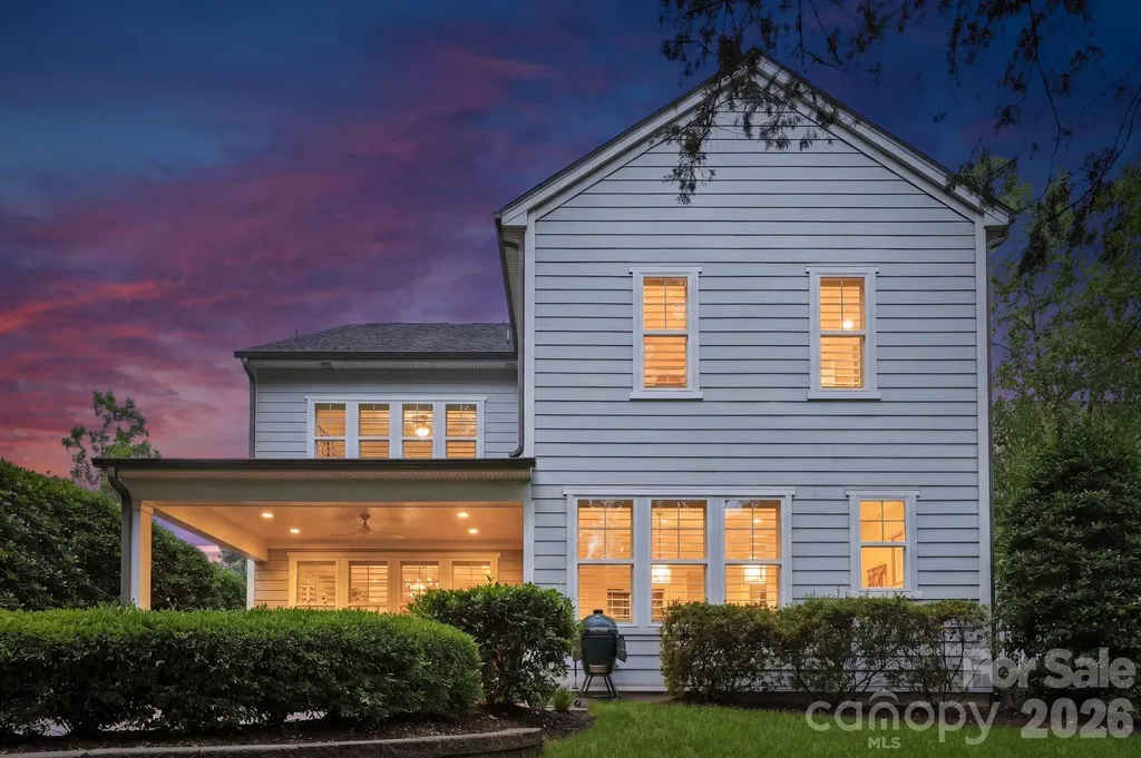 8912 Blakeney Drive Charlotte NC 28277