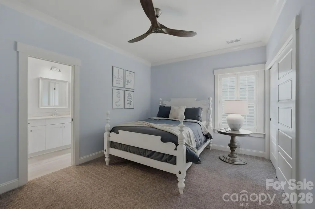 8912 Blakeney Drive Charlotte NC 28277