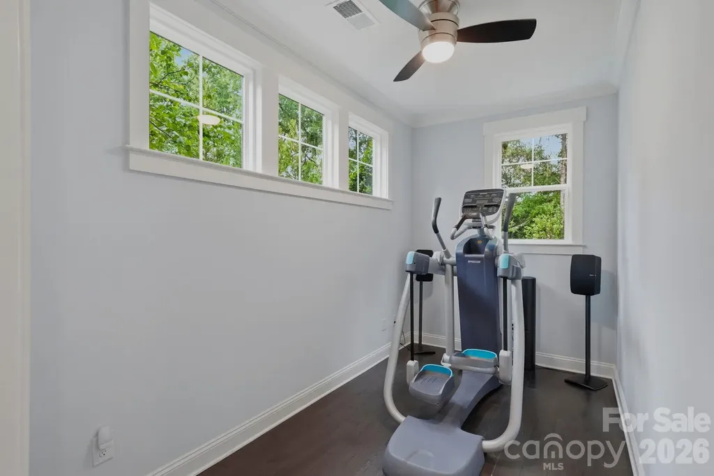 8912 Blakeney Drive Charlotte NC 28277