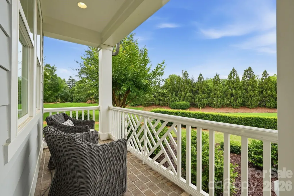 8912 Blakeney Drive Charlotte NC 28277
