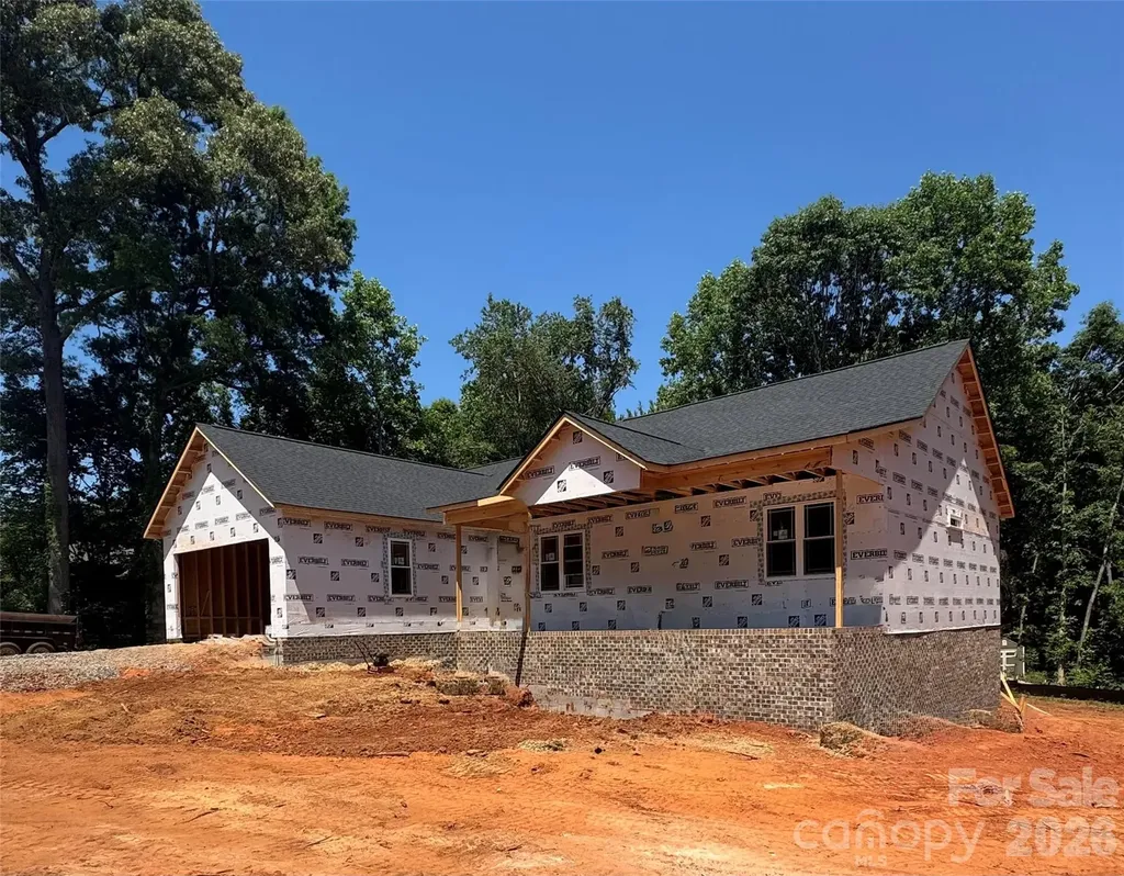 1895 Knolls Drive Newton NC 28658