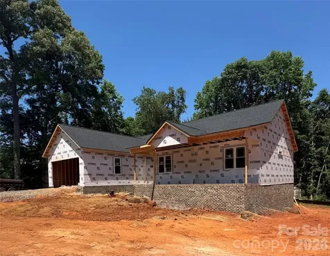 1895 Knolls Drive Newton NC 28658