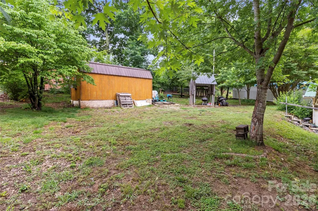 325 Swanson Drive SW Lenoir NC 28645