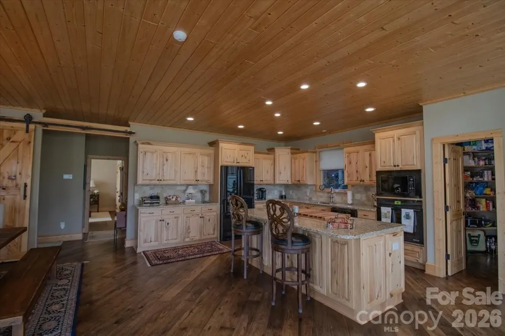 1083 Union Community Road Thurmond NC 28683