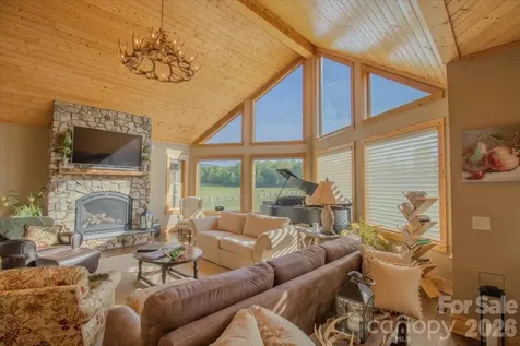 1083 Union Community Road Thurmond NC 28683