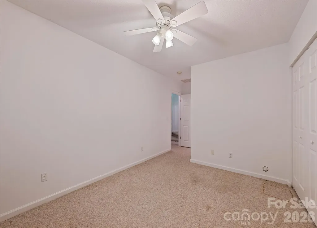 21 Winterview Trail Hendersonville NC 28739