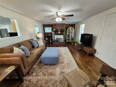 4438 Reepsville Road Vale NC 28168