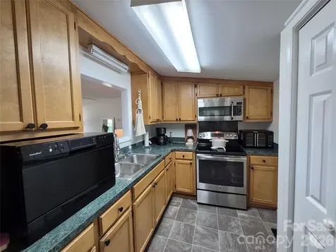 4438 Reepsville Road Vale NC 28168