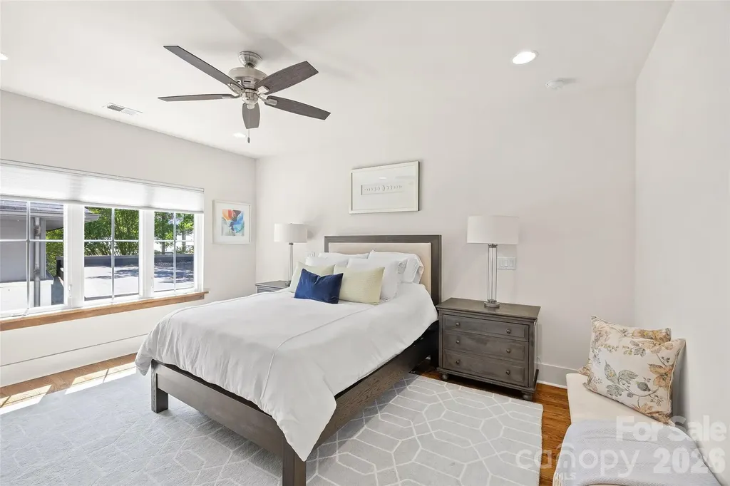 425 Pecan Avenue Charlotte NC 28204