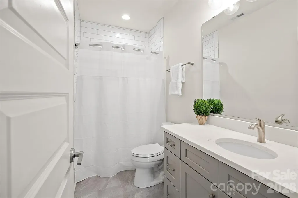 425 Pecan Avenue Charlotte NC 28204