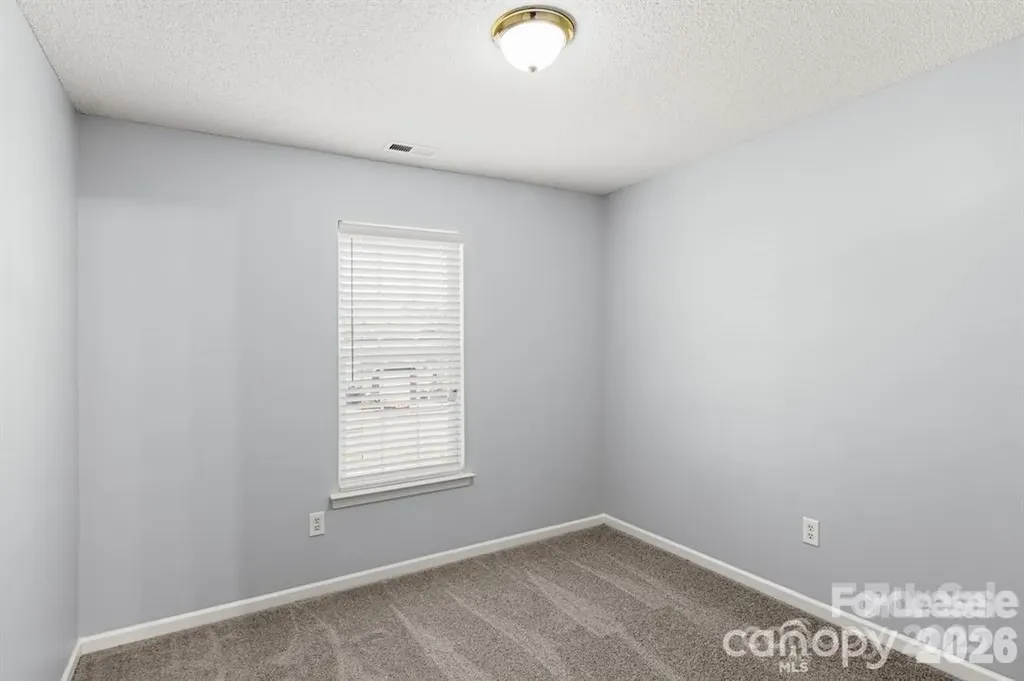 6828 Ayrshire Glen Place Charlotte NC 28273