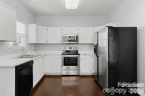 6828 Ayrshire Glen Place Charlotte NC 28273