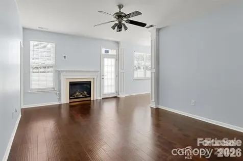 6828 Ayrshire Glen Place Charlotte NC 28273