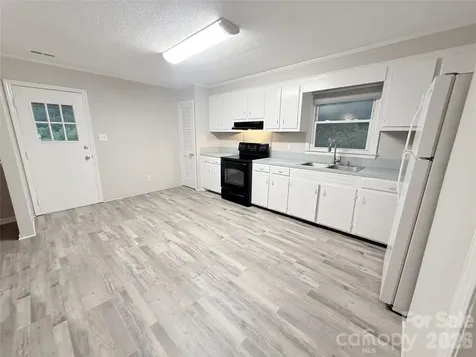 5221 Roy Ballard Street Denver NC 28037