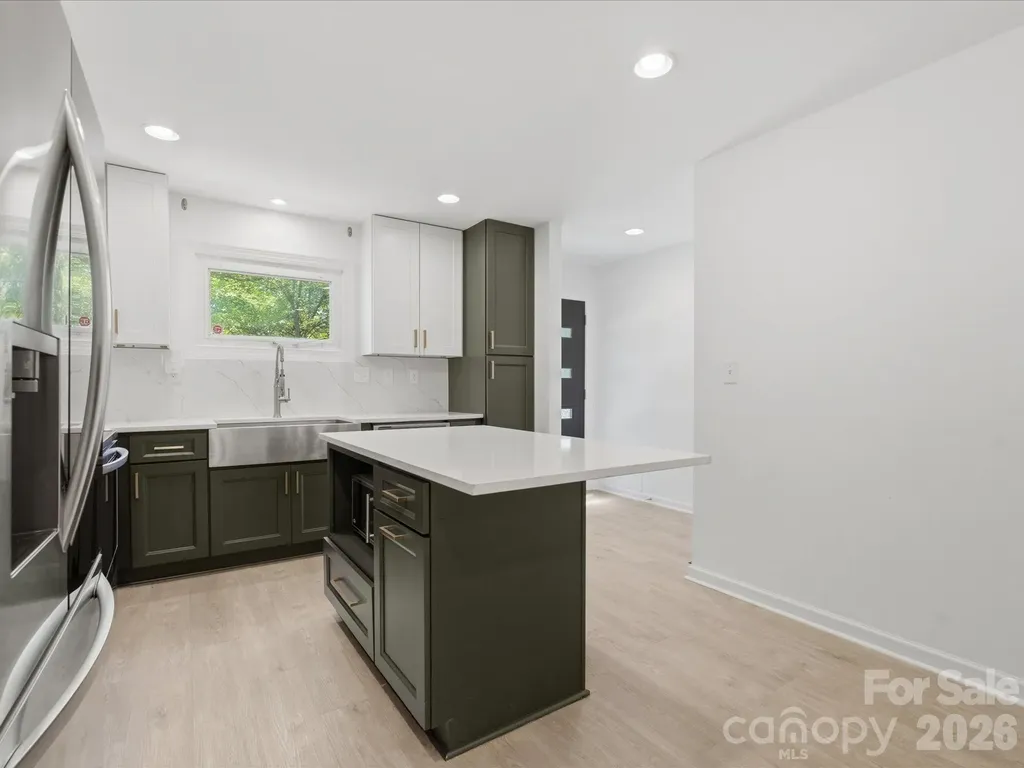 3633 Rosehaven Drive Charlotte NC 28205