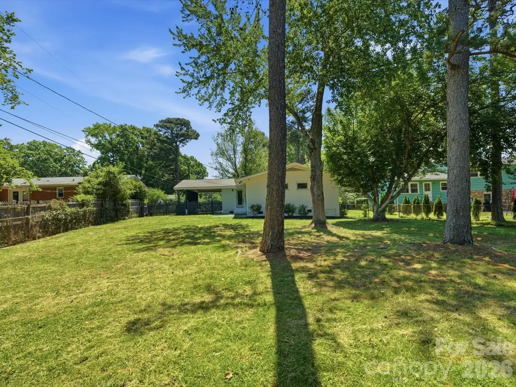3633 Rosehaven Drive Charlotte NC 28205