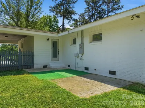 3633 Rosehaven Drive Charlotte NC 28205