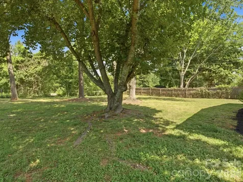 3633 Rosehaven Drive Charlotte NC 28205