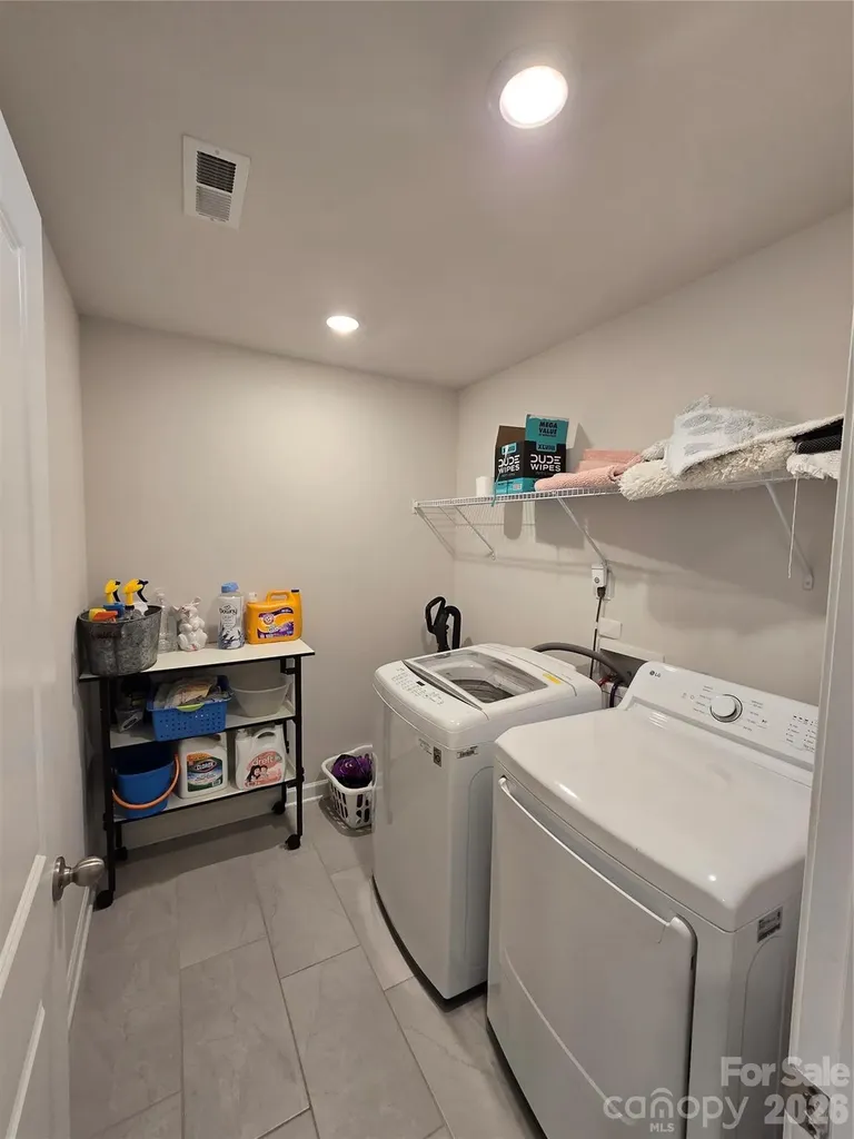 1221 Colgher Street Charlotte NC 28227