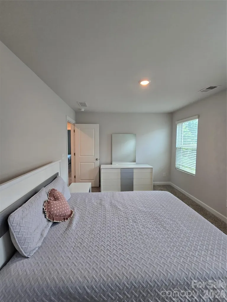 1221 Colgher Street Charlotte NC 28227