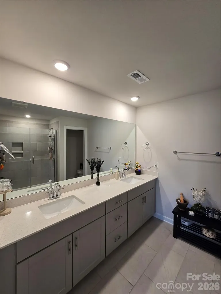 1221 Colgher Street Charlotte NC 28227