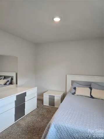 1221 Colgher Street Charlotte NC 28227