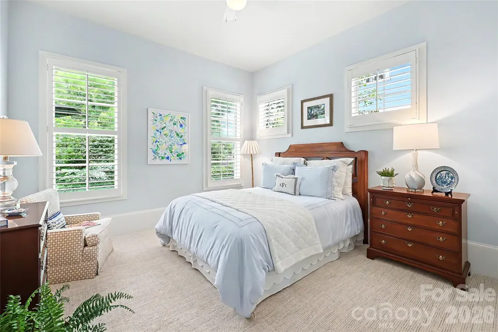 1908 Nassau Boulevard Charlotte NC 28205