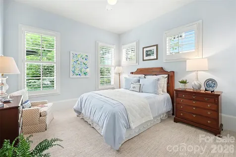 1908 Nassau Boulevard Charlotte NC 28205