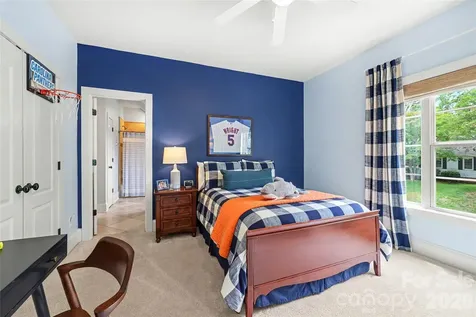 1908 Nassau Boulevard Charlotte NC 28205