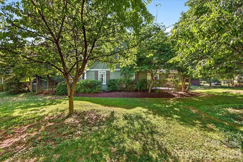 4330 Brookfield Drive Charlotte NC 28210