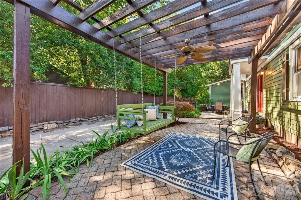 4330 Brookfield Drive Charlotte NC 28210
