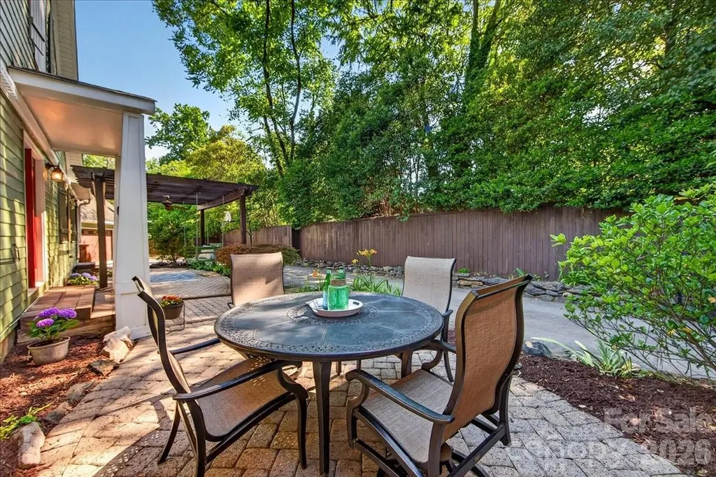 4330 Brookfield Drive Charlotte NC 28210