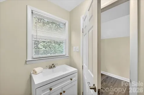 4330 Brookfield Drive Charlotte NC 28210