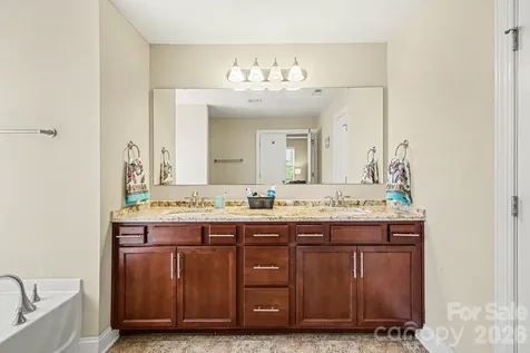 2506 Copperleaf Court High Point NC 27265
