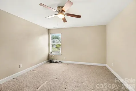 2506 Copperleaf Court High Point NC 27265