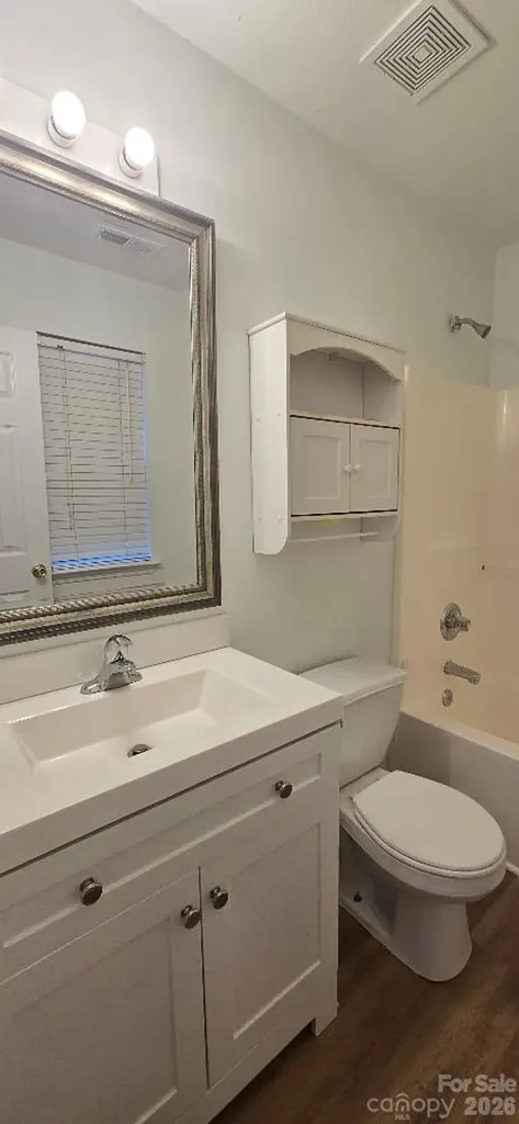 5751 Justins Forest Drive Charlotte NC 28212