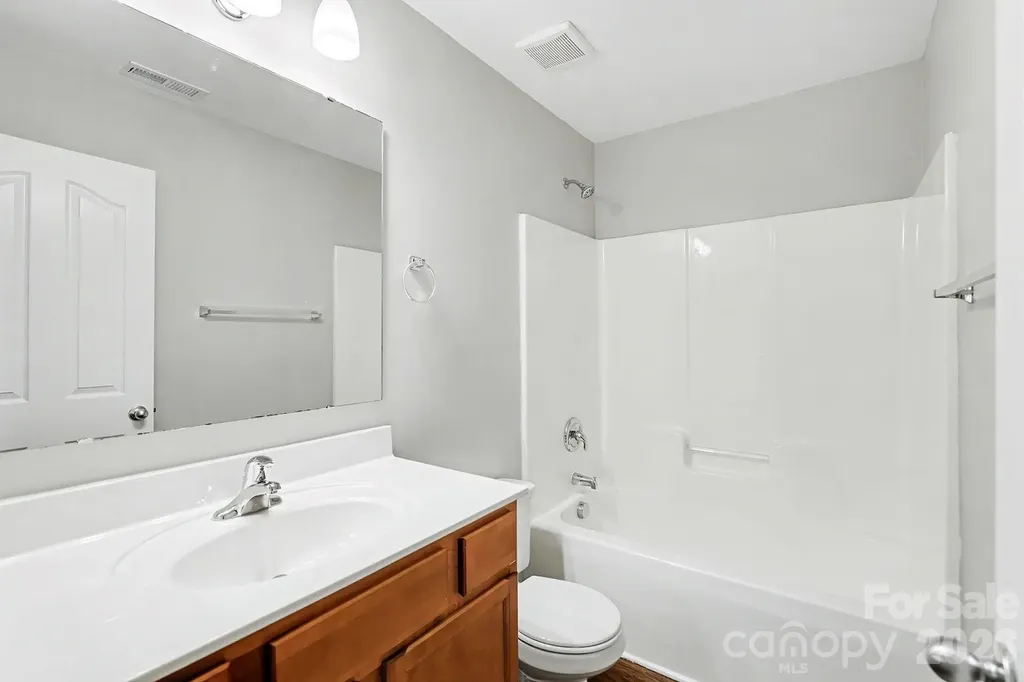5618 Stowe Derby Drive Charlotte NC 28278